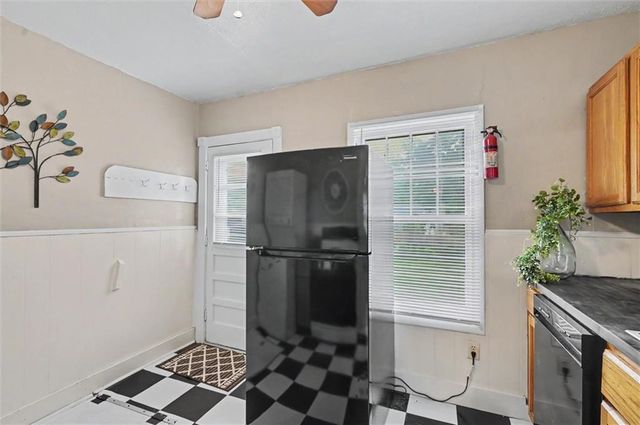 1118 Pennsylvania Street, Lawrence, KS 66044