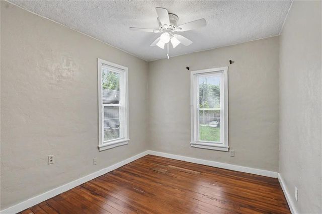 1118 Pennsylvania Street, Lawrence, KS 66044
