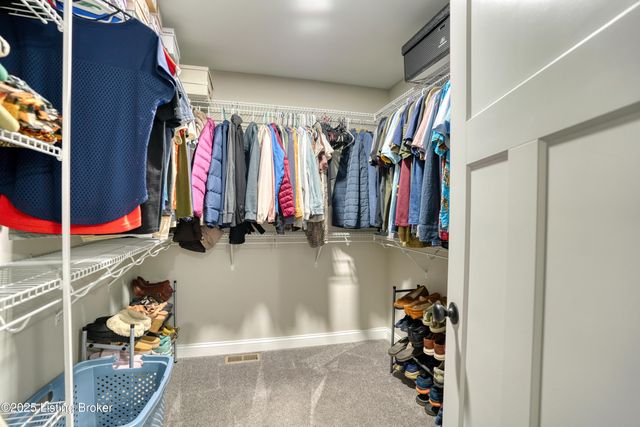 234 Williamsburg Dr, Mt Washington, KY 40047