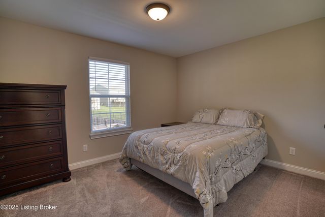 234 Williamsburg Dr, Mt Washington, KY 40047