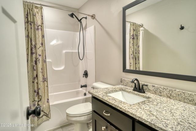 234 Williamsburg Dr, Mt Washington, KY 40047