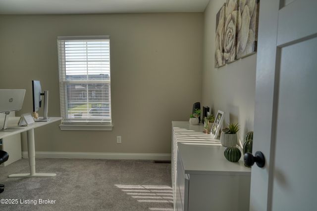 234 Williamsburg Dr, Mt Washington, KY 40047