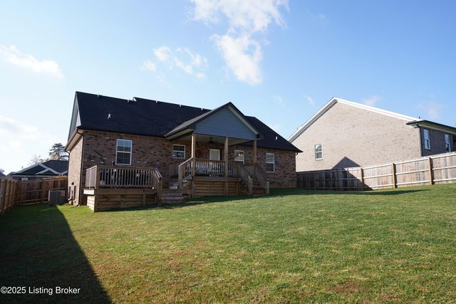 234 Williamsburg Dr, Mt Washington, KY 40047