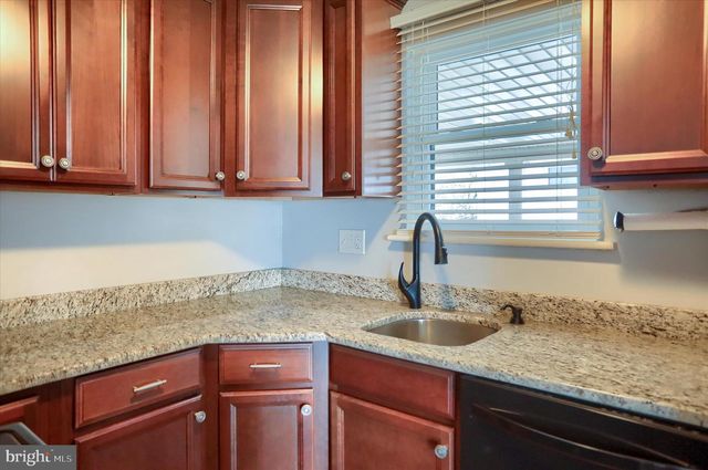 550 WALTON ST, Lemoyne, PA 17043