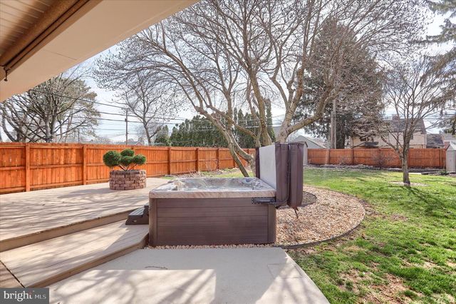 550 WALTON ST, Lemoyne, PA 17043