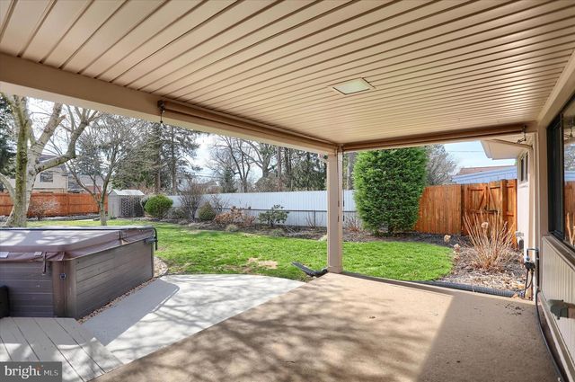 550 WALTON ST, Lemoyne, PA 17043