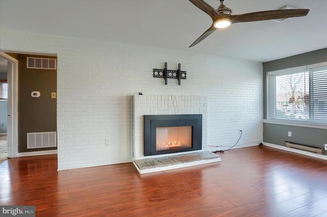 550 WALTON ST, Lemoyne, PA 17043