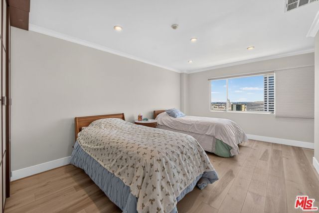 101 California Avenue 1404, Santa Monica, CA 90403