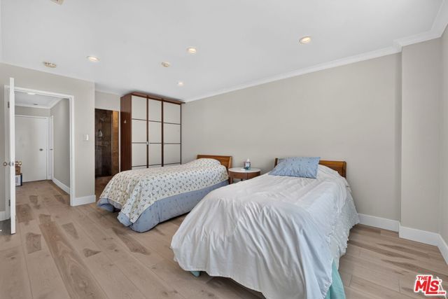 101 California Avenue 1404, Santa Monica, CA 90403