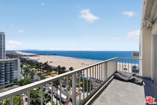 101 California Avenue 1404, Santa Monica, CA 90403