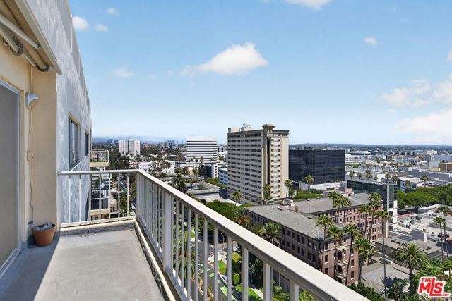 101 California Avenue 1404, Santa Monica, CA 90403