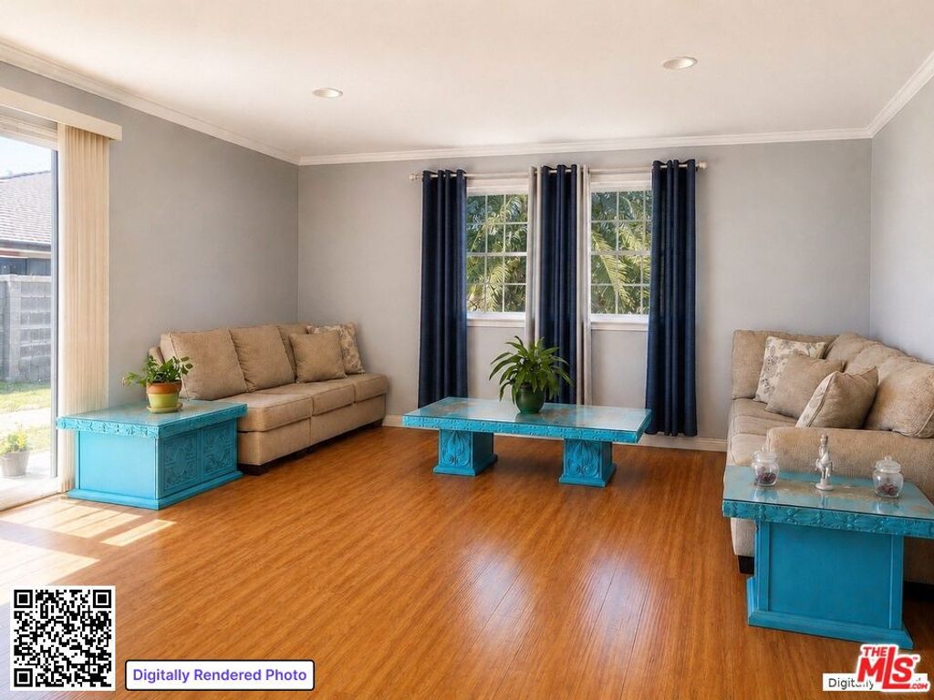 Image 3 of property listing at 1706 W 124th Street, Los Angeles, CA 90047