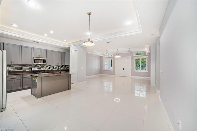 3332 6th AVE SE, Naples, FL 34117