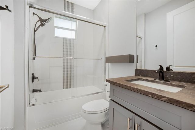 3332 6th AVE SE, Naples, FL 34117