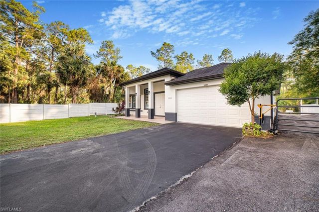 3332 6th AVE SE, Naples, FL 34117