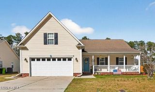 202 Croatan Woods Drive, New Bern, NC 28562