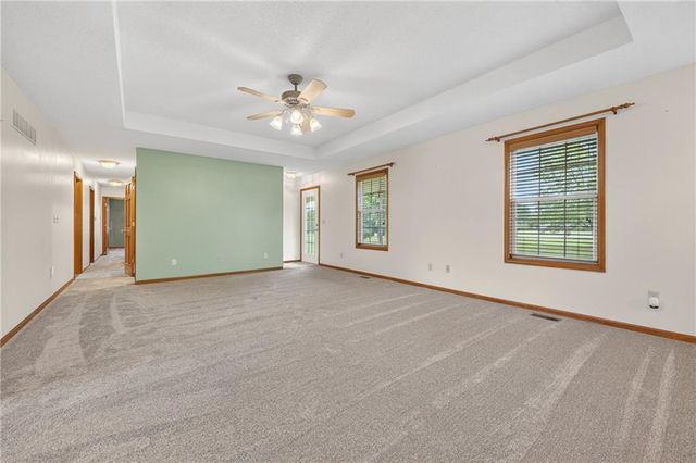 14203 E 198th Street, Peculiar, MO 64078