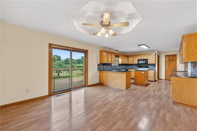 14203 E 198th Street, Peculiar, MO 64078