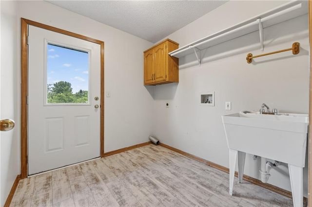 14203 E 198th Street, Peculiar, MO 64078