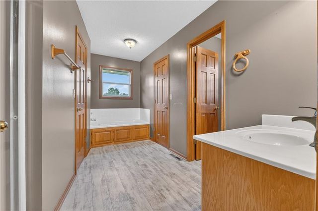 14203 E 198th Street, Peculiar, MO 64078