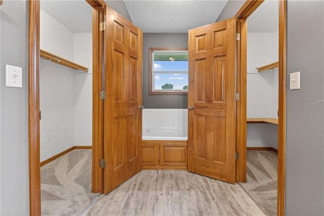 14203 E 198th Street, Peculiar, MO 64078