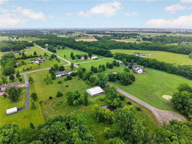 14203 E 198th Street, Peculiar, MO 64078