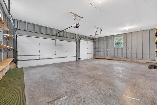 14203 E 198th Street, Peculiar, MO 64078