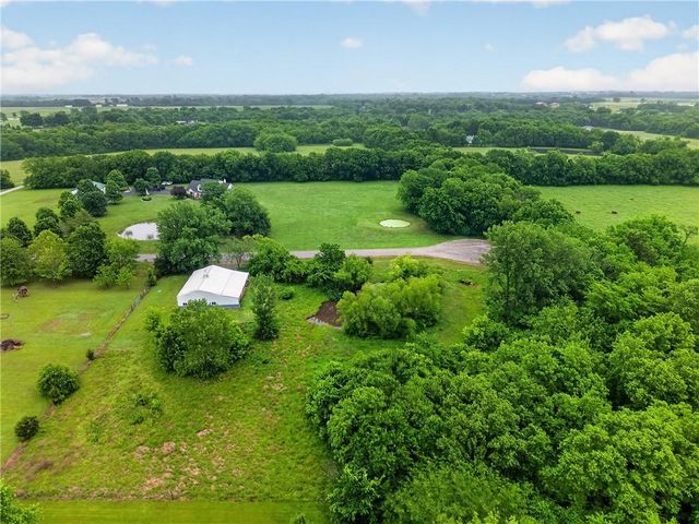 14203 E 198th Street, Peculiar, MO 64078
