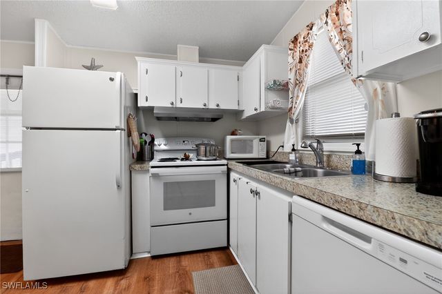 183 Oceans BLVD 183, Naples, FL 34104