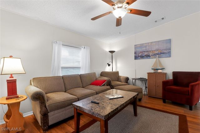 183 Oceans BLVD 183, Naples, FL 34104