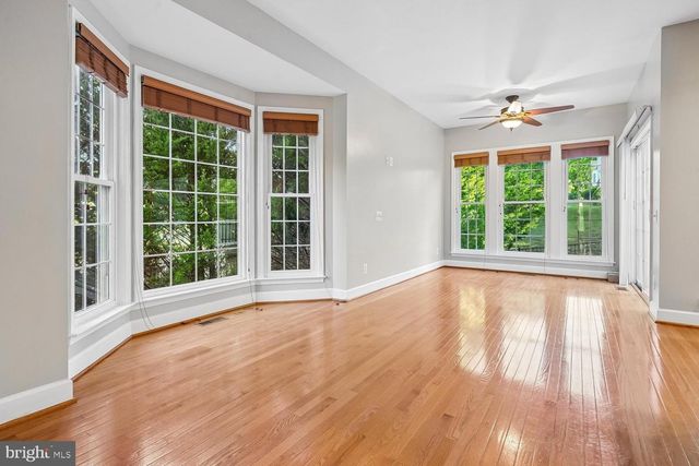 14614 ROBIN GLEN WAY, Woodbridge, VA 22191