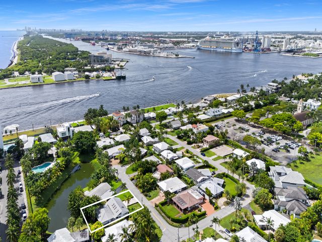 2004 SE 26TH Terrace, Fort Lauderdale, FL 33316