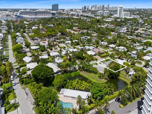 2004 SE 26TH Terrace, Fort Lauderdale, FL 33316