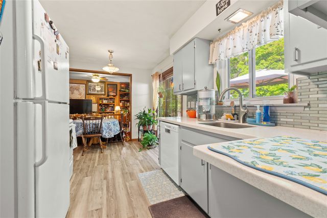 3641 STERRETTANIA Road, Erie, PA 16506