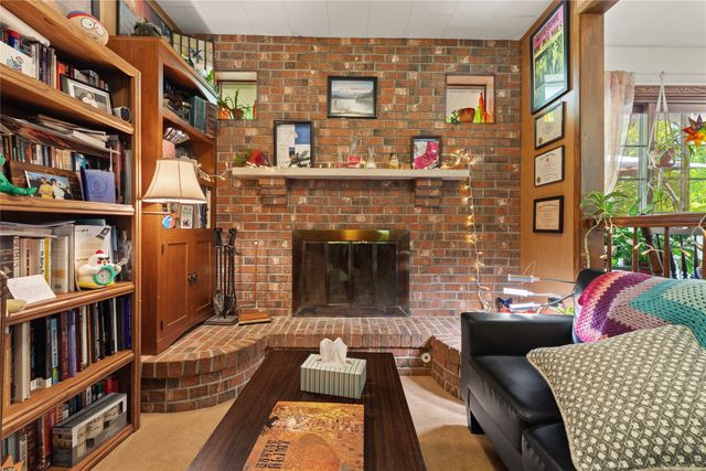 3641 STERRETTANIA Road, Erie, PA 16506