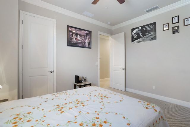 2925 Fuchsia Dr, Lodi, CA 95242