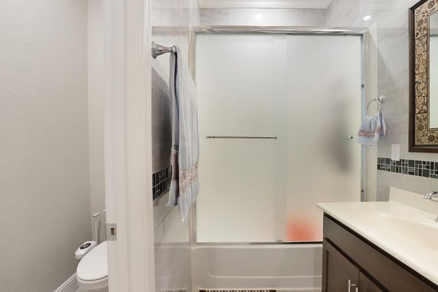 2925 Fuchsia Dr, Lodi, CA 95242