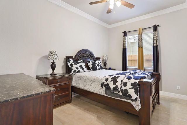 2925 Fuchsia Dr, Lodi, CA 95242