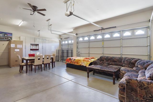 2925 Fuchsia Dr, Lodi, CA 95242