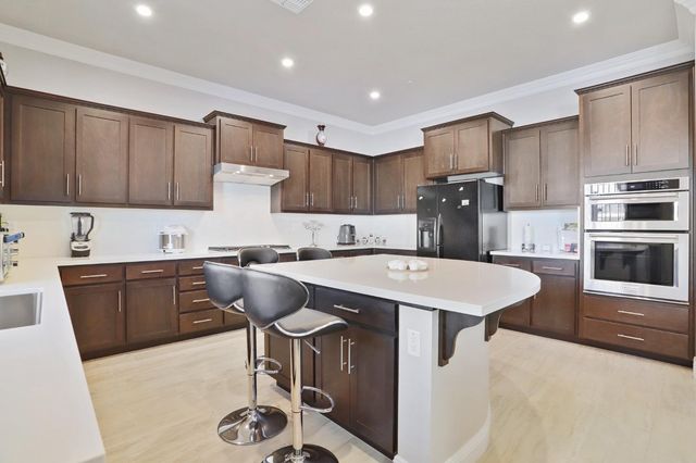 2925 Fuchsia Dr, Lodi, CA 95242