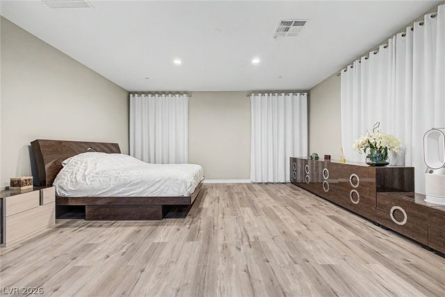 995 Cedar Cliff Court, Henderson, NV 89002