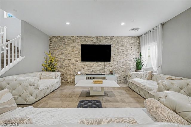 995 Cedar Cliff Court, Henderson, NV 89002