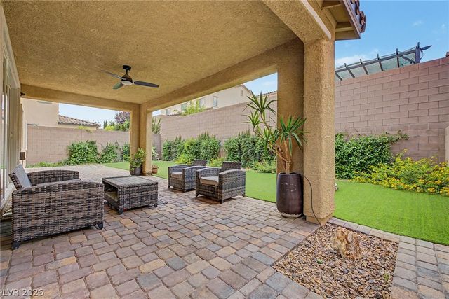 995 Cedar Cliff Court, Henderson, NV 89002