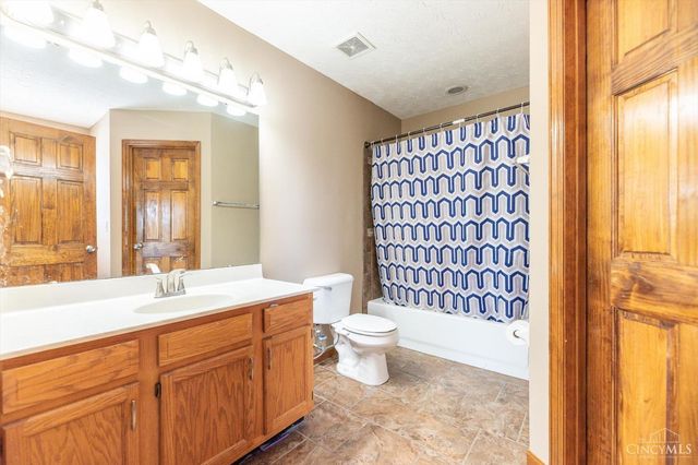 150 Stone Ridge Lane, Monroe, OH 45044