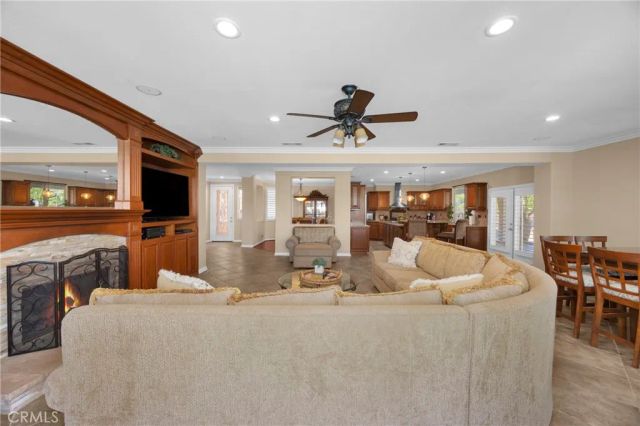 2551 Rosser, Corona, CA 92879