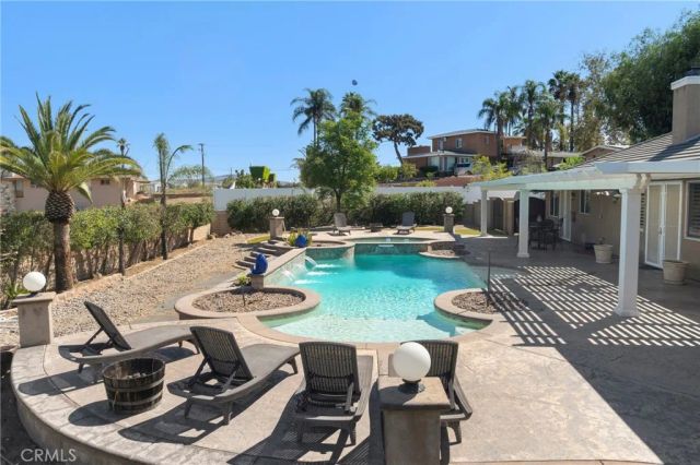 2551 Rosser, Corona, CA 92879