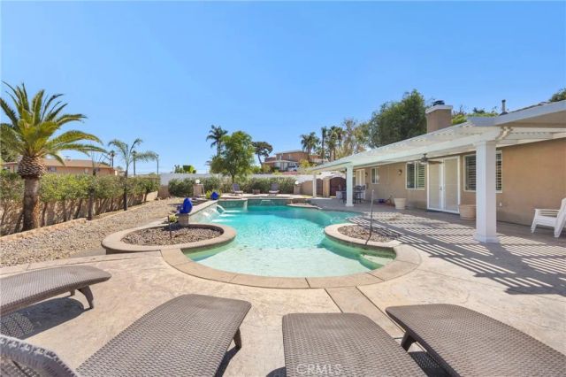 2551 Rosser, Corona, CA 92879