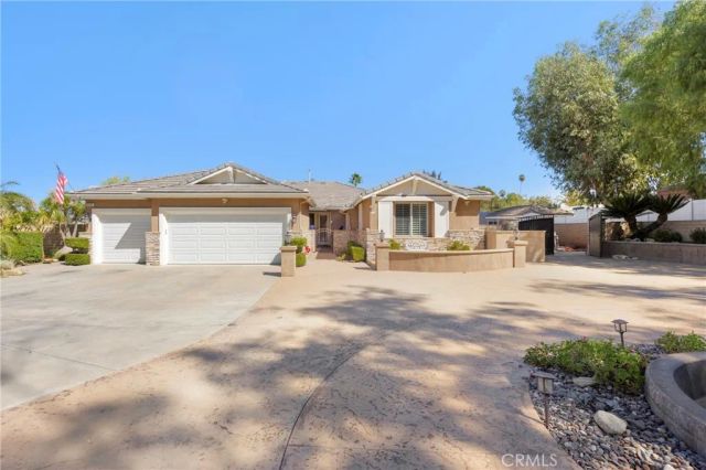 2551 Rosser, Corona, CA 92879