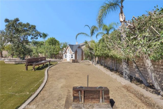 2551 Rosser, Corona, CA 92879