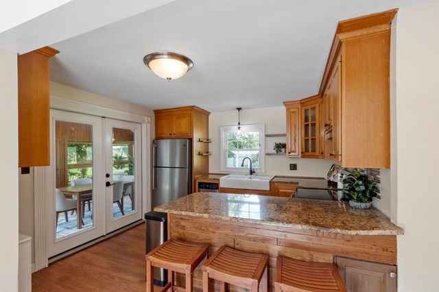 214 Brigham Hill Rd, Grafton, MA 01536